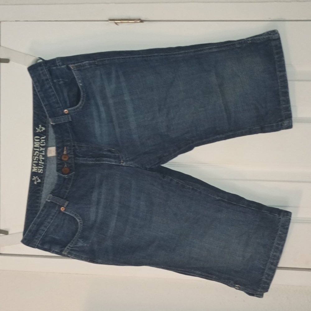 Mossimo Supply Co Juniors Size 17 Medium to Dark Denim Jeans Shorts